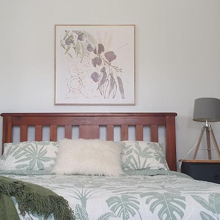 Serenity Holiday House Port Lincoln Holiday House Экстерьер фото